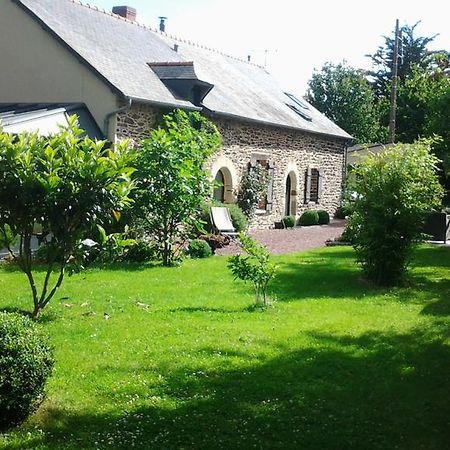 Patis De Cahot Au 108 Bed & Breakfast Bruz Bagian luar foto