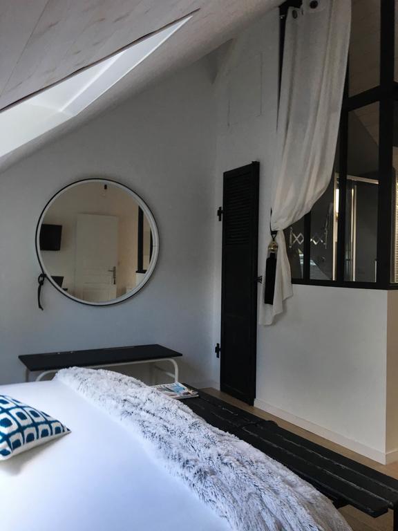 Patis De Cahot Au 108 Bed & Breakfast Bruz Bagian luar foto